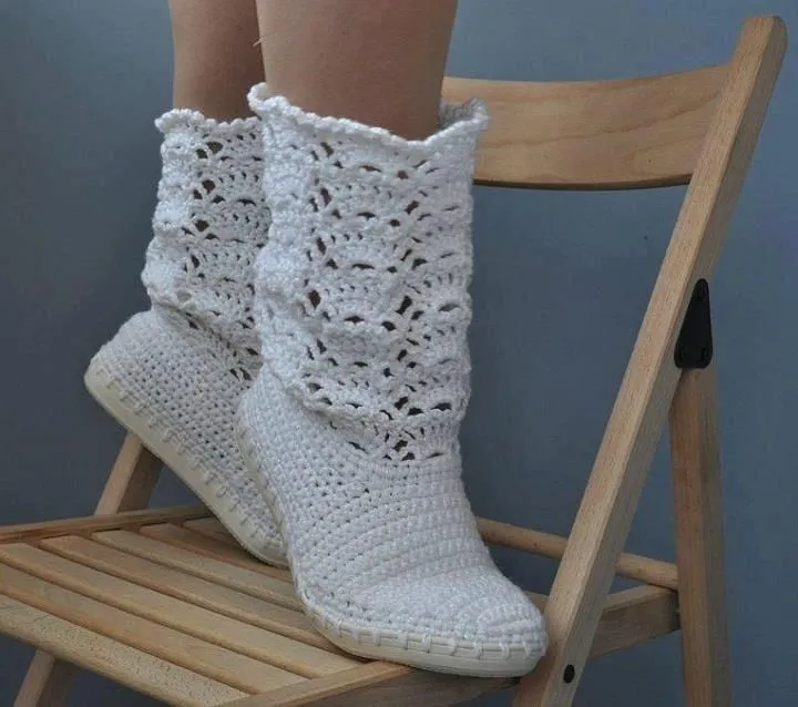 Botas tejidas a crochet para dama - Imagui
