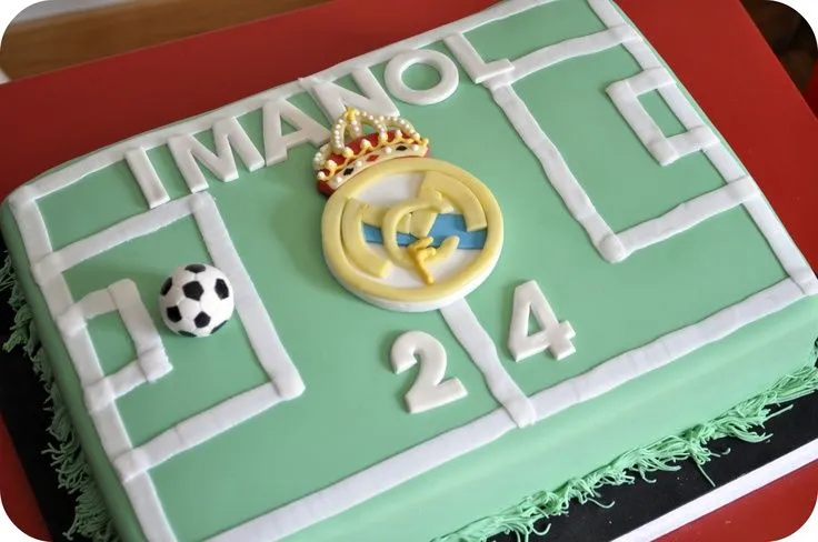 Real Madrid cake | Boys birthday cakes | Pinterest