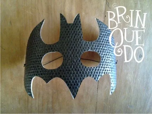 Brinquedo souvenir: Disfraces Batman en bolsa de papel ( Brinquedo souvenir: Disfraces Batman en bolsa de papel (