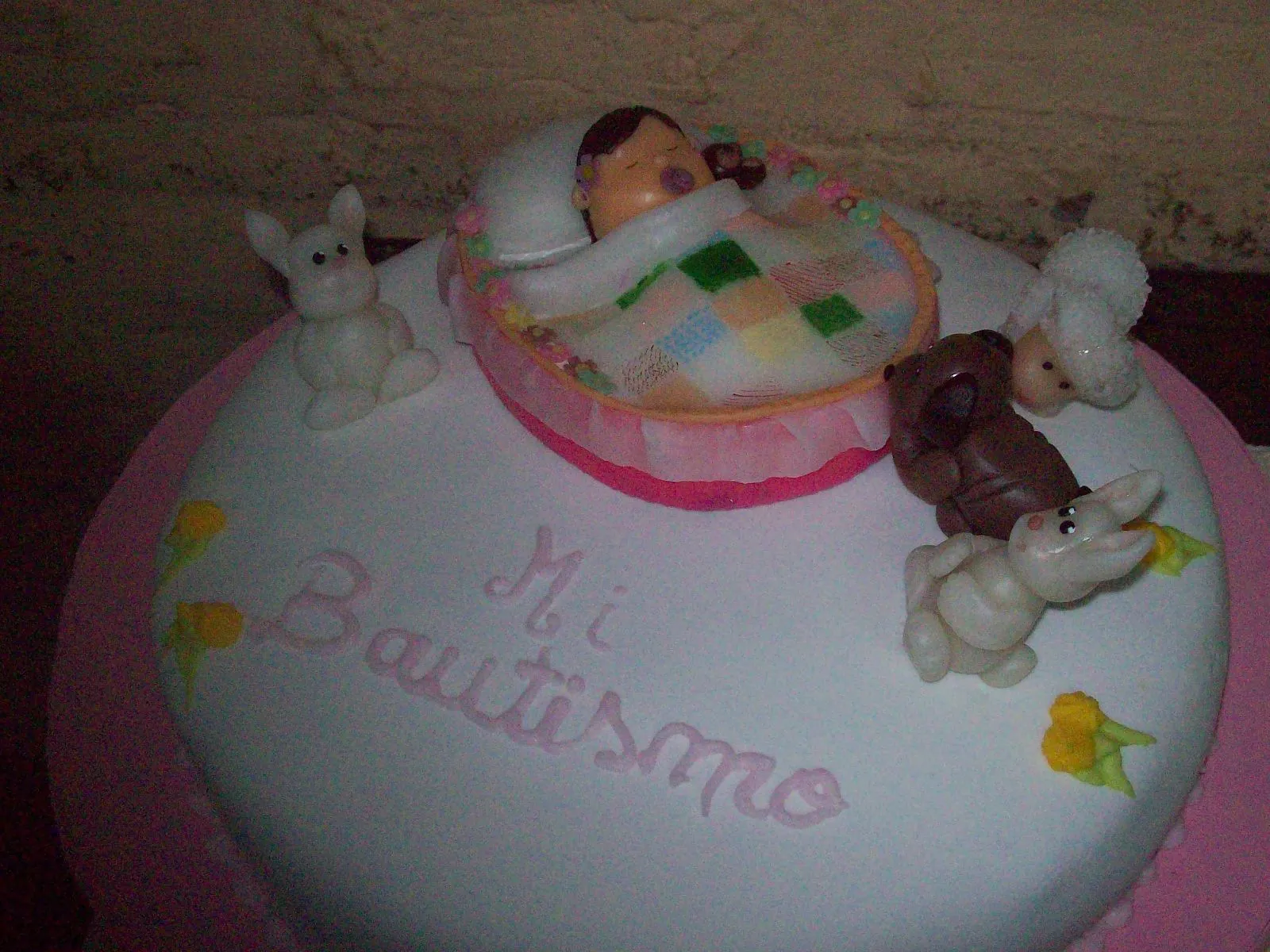torta de bautismo para nena tambien puede cambiarse para varon ...