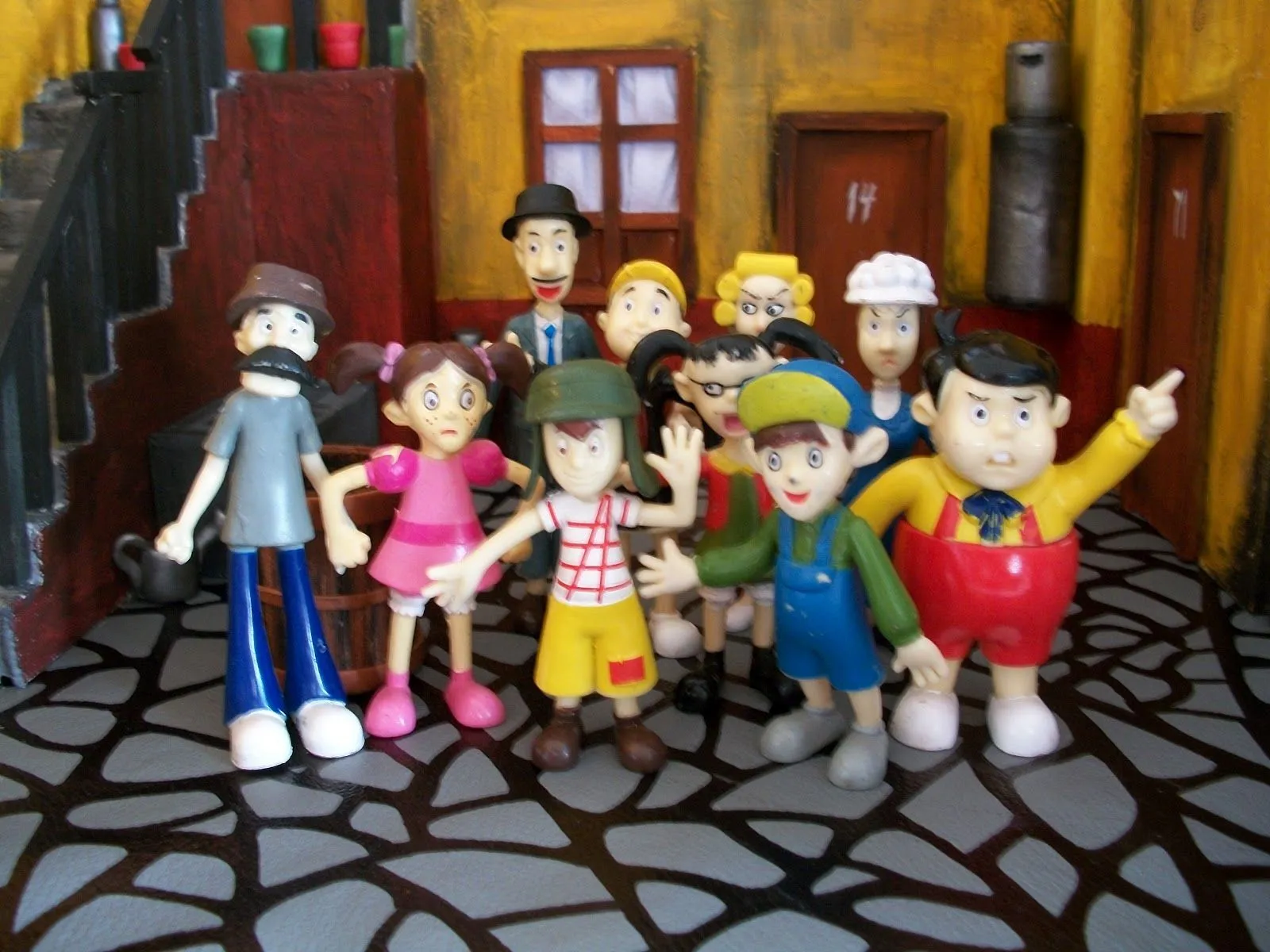 BRUJOLANDIA juguetes de epoca: muñecos de goma de la vecindad del ...