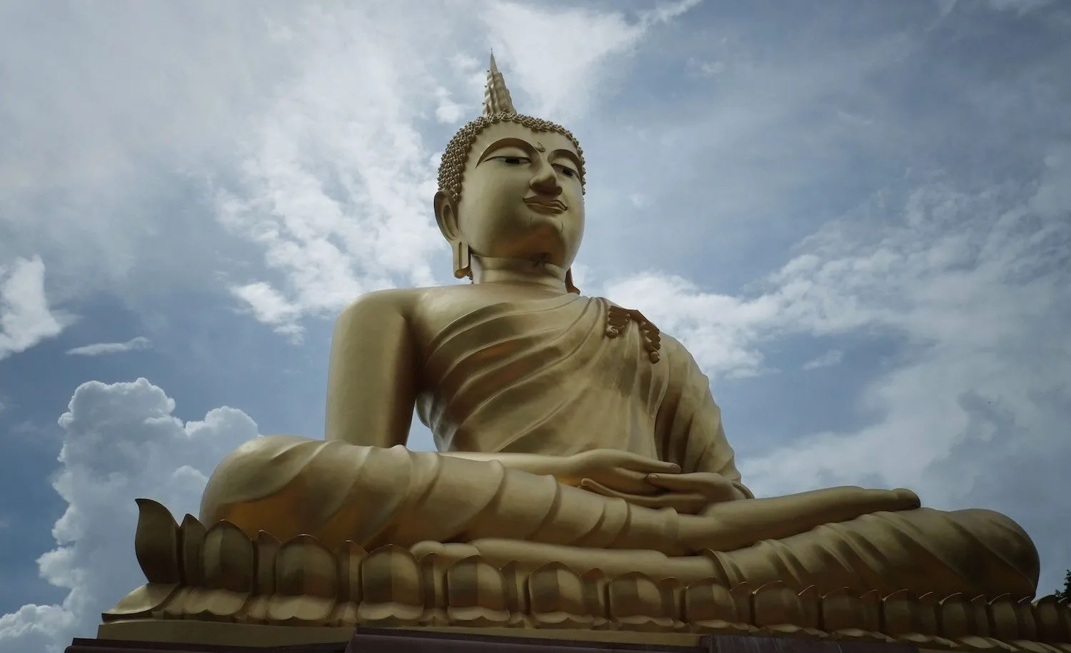 Buda. Frases de Buda y Enseñanzas Budistas. La historia de ... Buda. Frases de Buda y Enseñanzas Budistas. La historia de ...