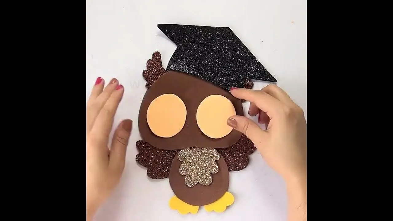 búho moldes gratis Graduación Adorno Cake Topper Decorativo facil de hacer  para maestras y maestros - YouTube
