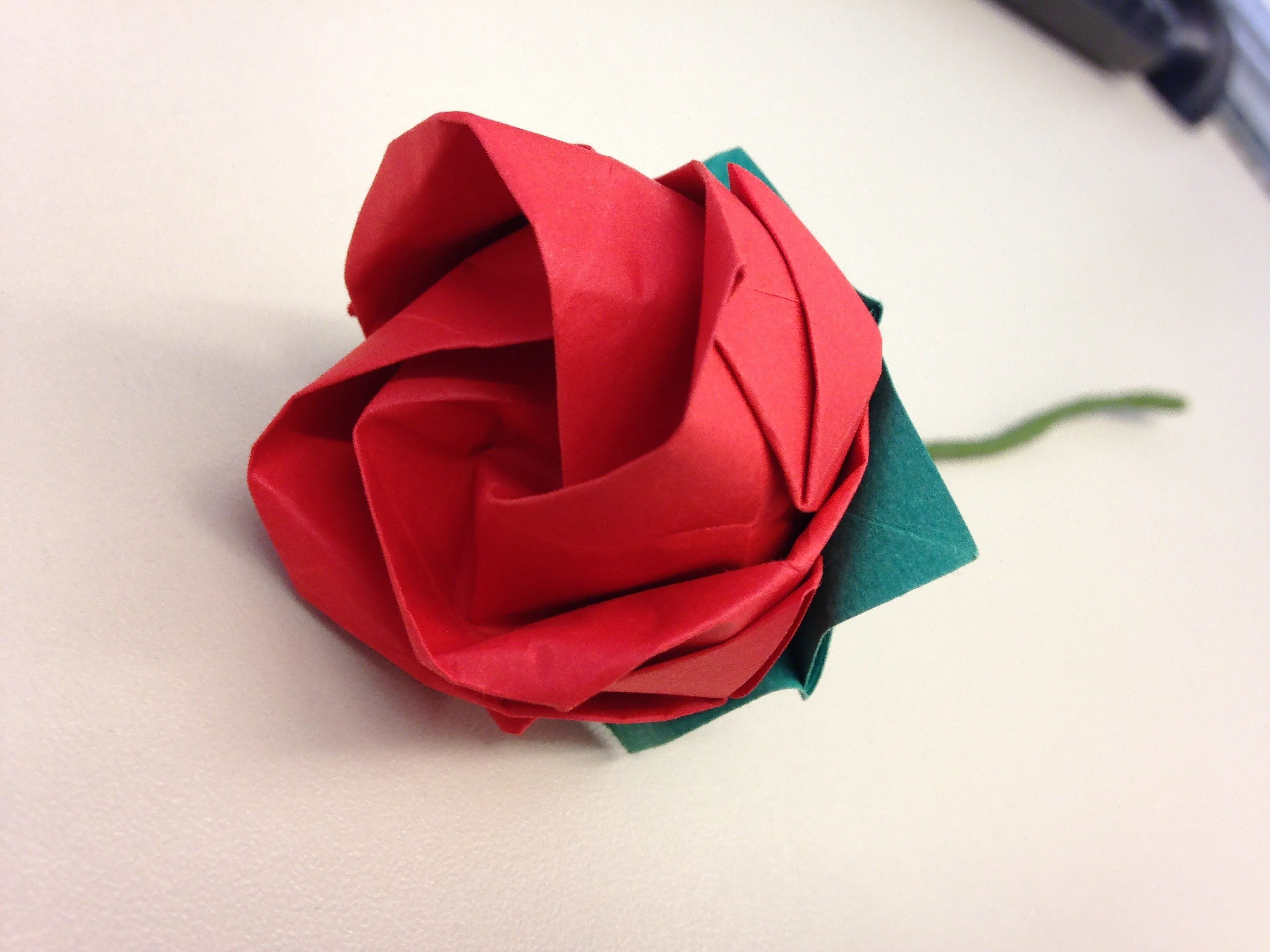 Rosa em Origami | Plicat | Elo7