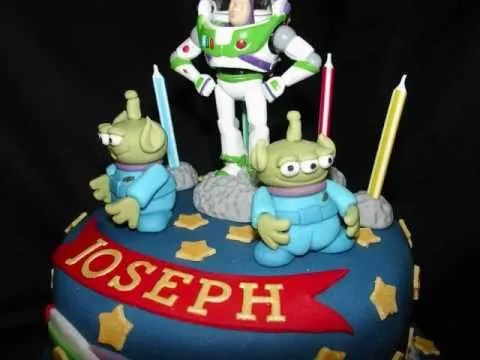Buzz Lightyear and Alien Fondant Cake - YouTube