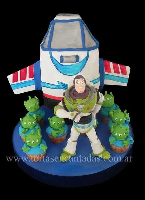 Buzz Lightyear's Space Shuttle Cake/ Torta de Buzz Lightyear ...