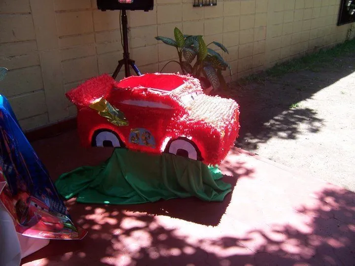 La caja de regalos de cars | Fiestas Infantiles | Pinterest