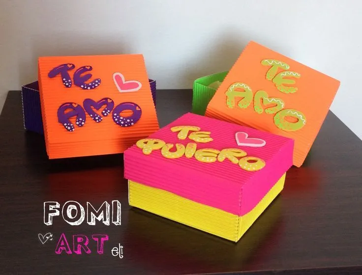 Cajas con mensajes en Fomi | cartas y detalles de amor | Pinterest