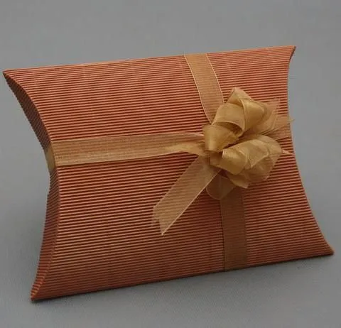 Cajas para regalos de carton corrugado - Imagui