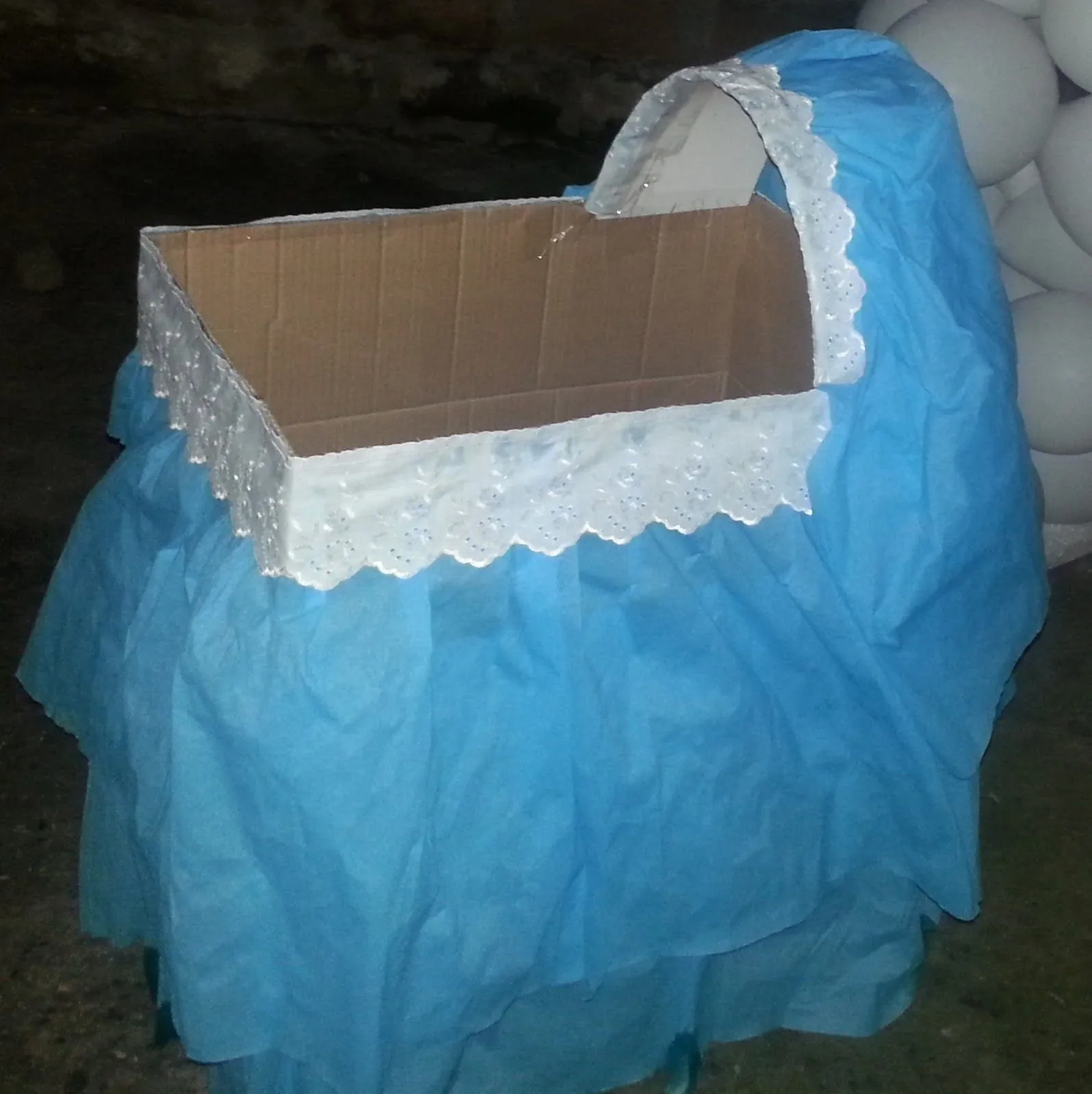 Caja de regalos de cuna para baby shower - Imagui