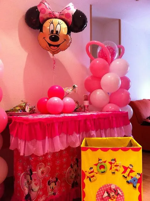 Cajas de regalos para fiestas infantiles de Minnie - Imagui