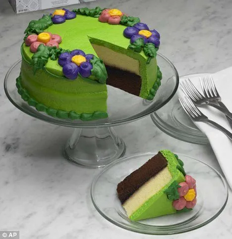 A Cake Boss creation for under $30? Baker behind TLC show's bold ...