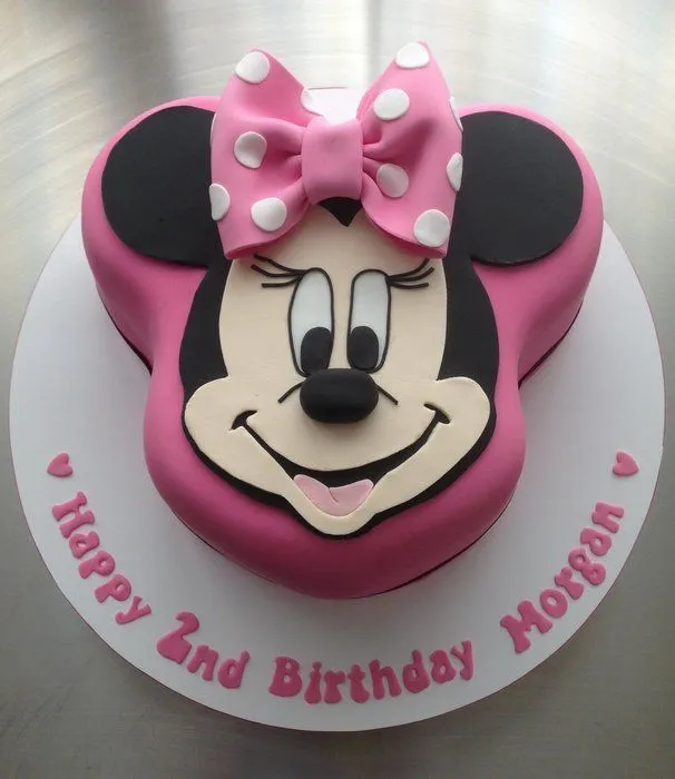 Cakes for Girls on Pinterest | Minnie Mouse Cake, Ladybug Cakes ...