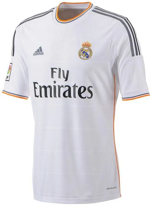 La nueva camiseta del Real Madrid 2013 2014 presenta de forma ... La nueva camiseta del Real Madrid 2013 2014 presenta de forma ...