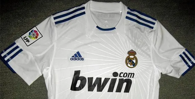Así es la nueva camiseta del Real Madrid - MARCA.