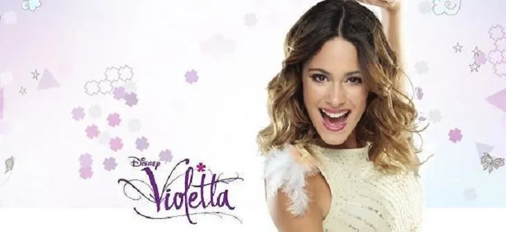 Cantante argentina Violetta renueva romance con multitud de fans ...