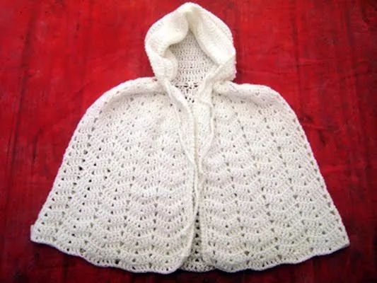 Como hacer una capa tejida para niña - Imagui