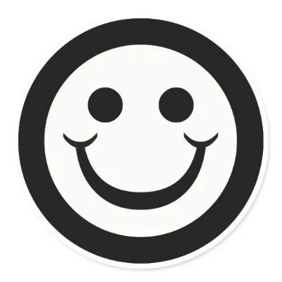 CARA SONRIENTE BLANCO Y NEGRO ETIQUETAS REDONDAS por dgpaulart CARA SONRIENTE BLANCO Y NEGRO ETIQUETAS REDONDAS por dgpaulart