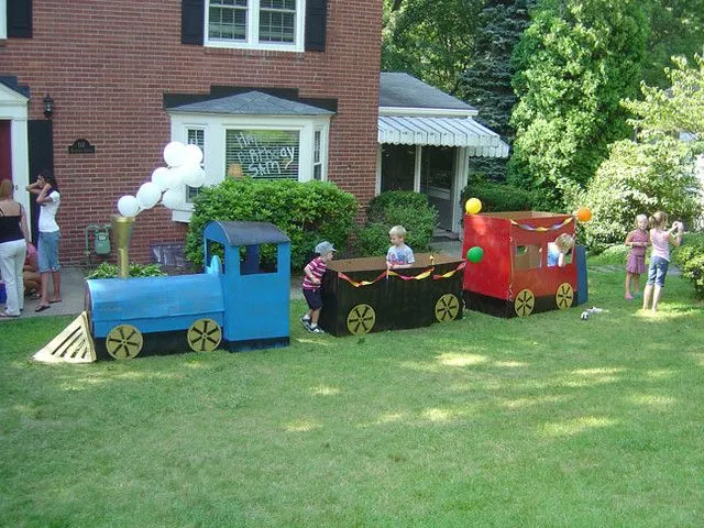 Cardboard Birthday Train | Flickr - Photo Sharing! Cardboard Birthday Train | Flickr - Photo Sharing!