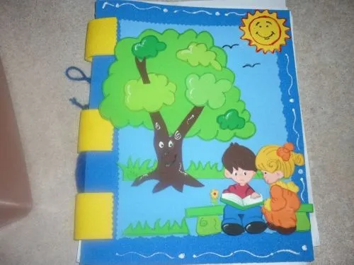 Carpetas decoradas con foami para niños - Imagui