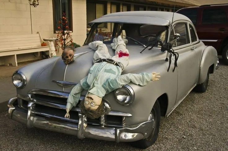 Carro decorado para Halloween | Carros bizarros | Pinterest ...