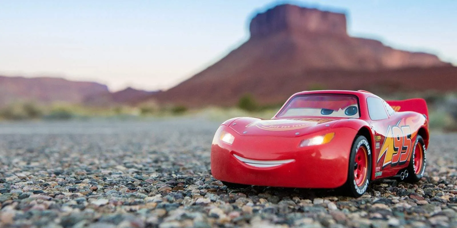 Cars: Sphero presentó un avanzado juguete inspirado en la película <  Cultura Geek