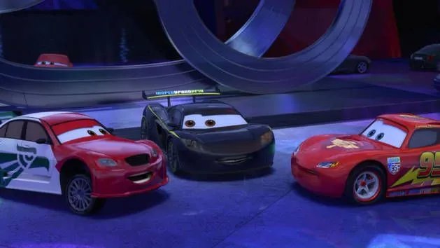 Cars | Videos Disneylatino