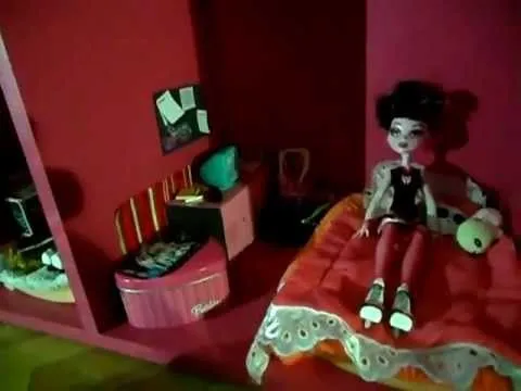 Casa de Muñecas Monster High - YouTube