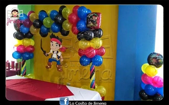 Decoración en globos de jake y los piratas - Imagui