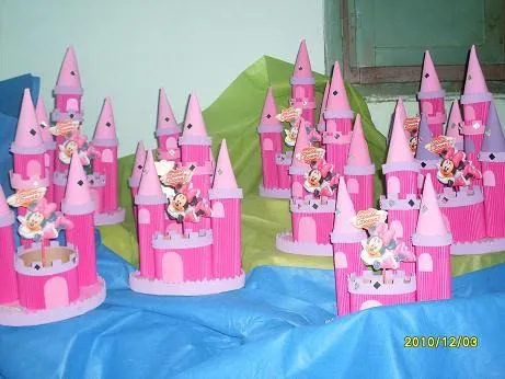 Como hacer un castillo de princesas en foami - Imagui