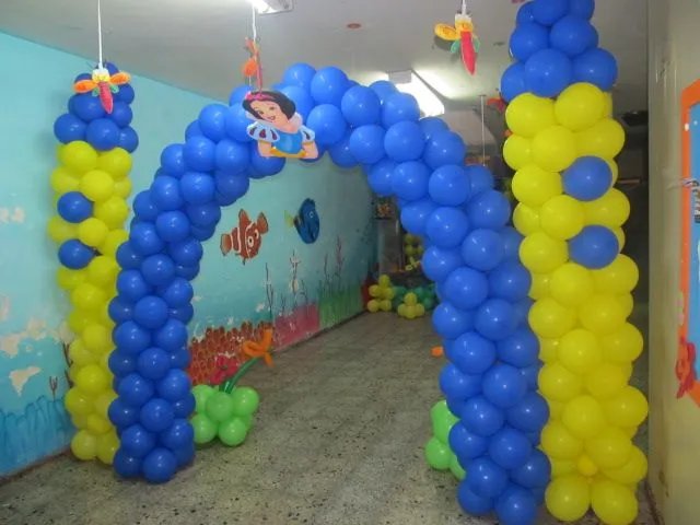 CASTILLOS DE GLOBOS | Fiestas infantiles Medellin, decoracion ...