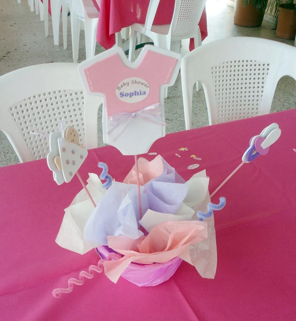 Centros de mesa para baby shower de niña con mariposas - Imagui