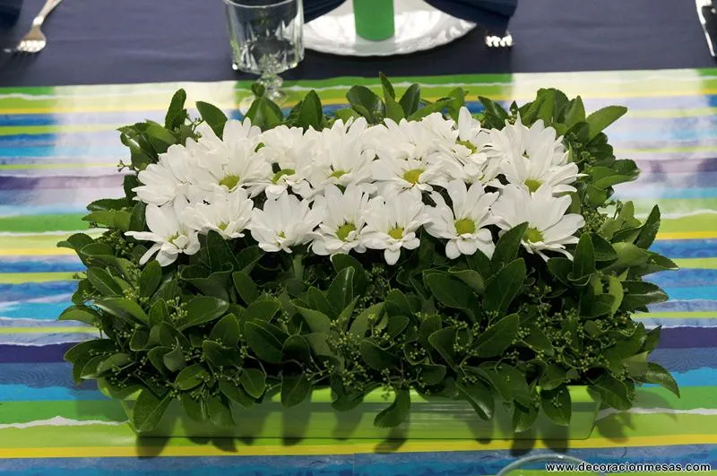 Centros de mesa para primera comunión con flores naturales - Imagui