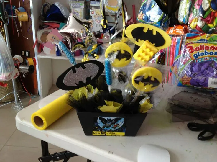 Centros De Mesa Para Fiestas Batman en Pinterest