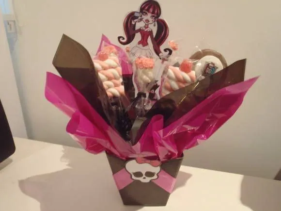 Monster High on Pinterest | Monster High Party, Monster High Cakes ...