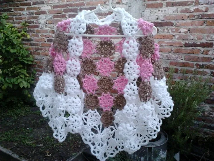 chal tejido al crochet, metodo union de flores | crochet | Pinterest