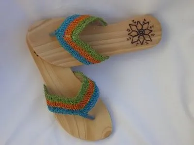 Ideas en Crochet: Sandalias y zapatillas tejidas