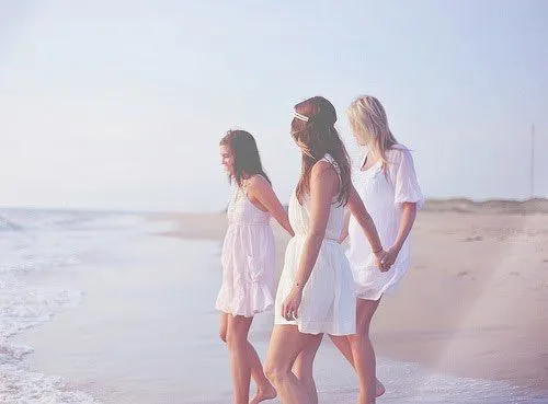 tres chicas | Tumblr