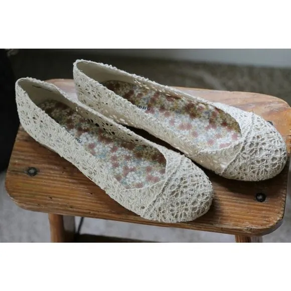 Chinese Laundry - DIRTY LAUNDRY GENUINE CROCHET FLATS IN IVORY ...