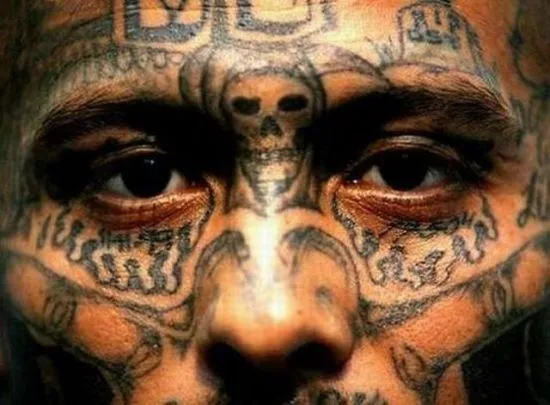 CHOLOS AL SERVICIO DE LA MIGRA | Revista Replicante CHOLOS AL SERVICIO DE LA MIGRA | Revista Replicante