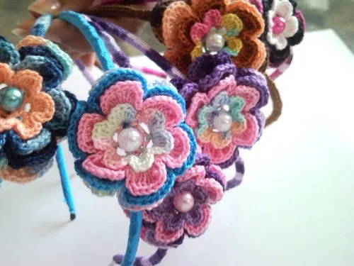 Cintillo a crochet con flores - Imagui