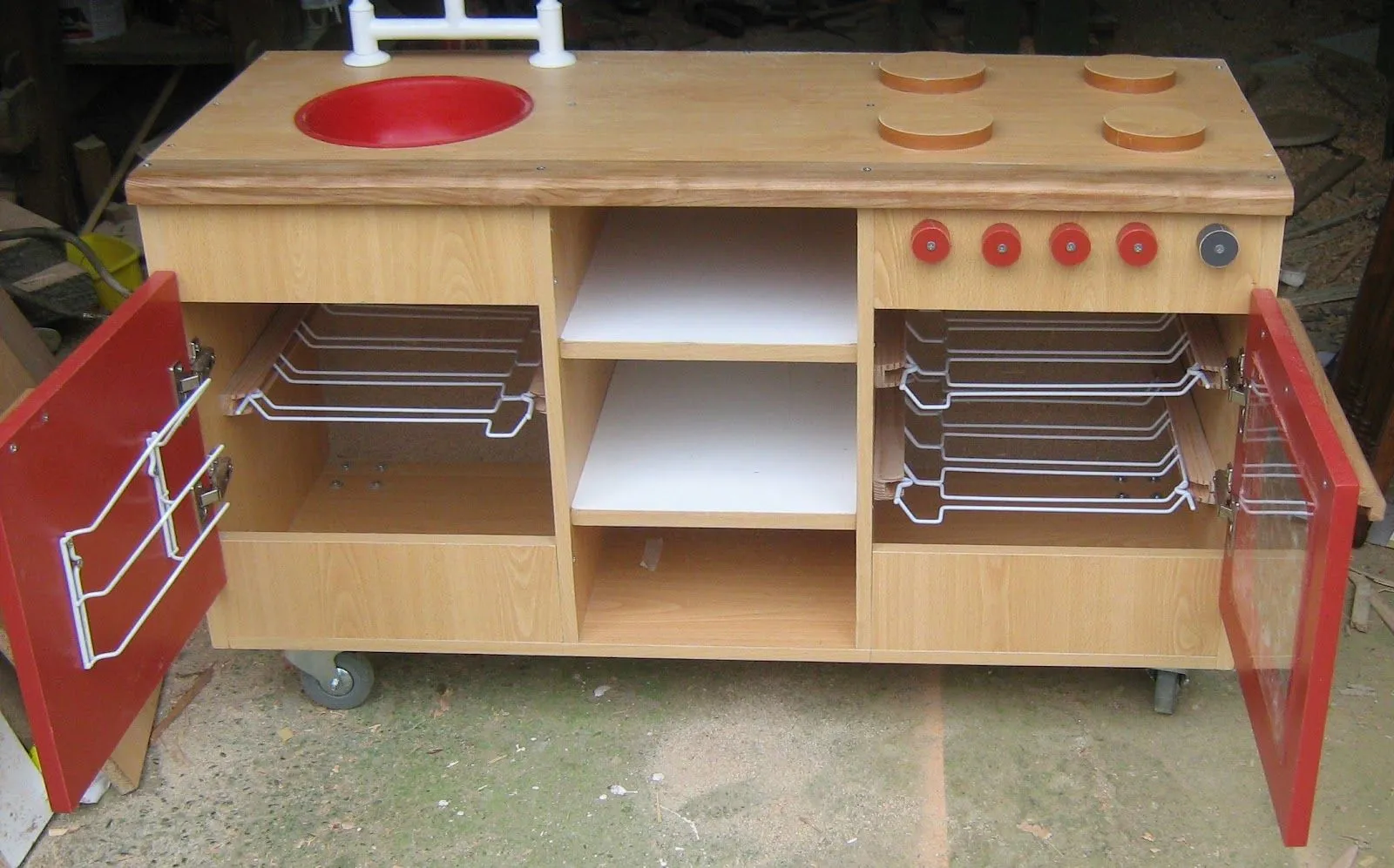 Cocina de Juegos para Niños | Fabricación de Muebles, Puertas y ...