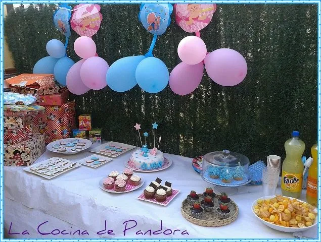 La Cocina de Pandora: Tarta de fondant para el 1er.cumpleaños de ...