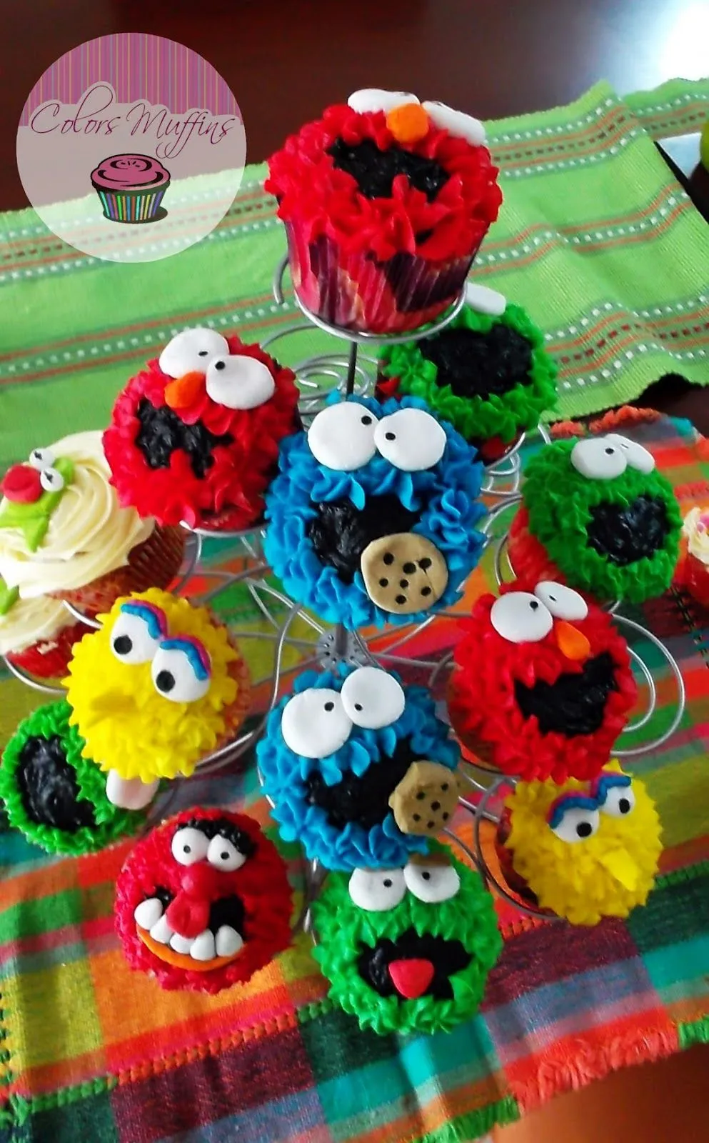 Colors Muffins: Plaza Sesamo en tus muffins Colors Muffins: Plaza Sesamo en tus muffins