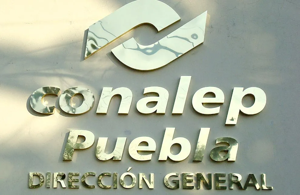 Conalep Puebla Dirección General - Placas Nuevo Siglo