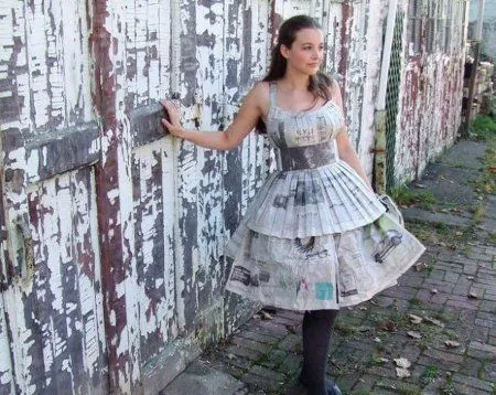 Como confeccionar un vestido con material reciclado - Imagui