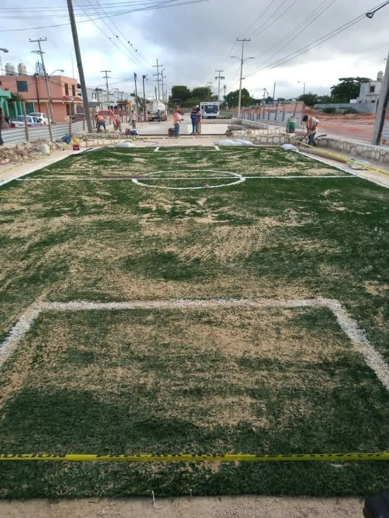 Construcción de Cancha de Fútbol 7 con Pasto sintético - Marcopark