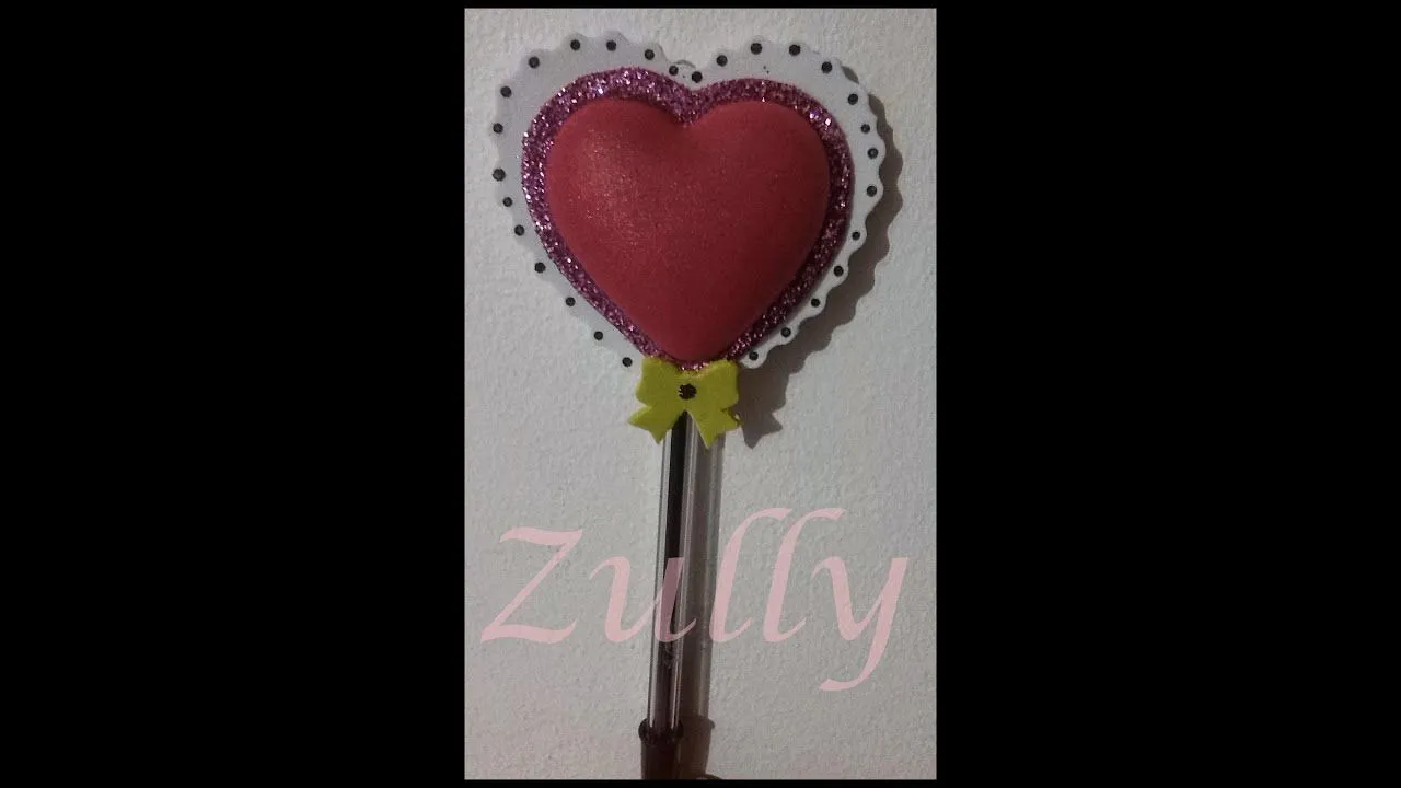 CORAZÓN EN FOMI PARA DECORAR LAPICEROS - YouTube CORAZÓN EN FOMI PARA DECORAR LAPICEROS - YouTube
