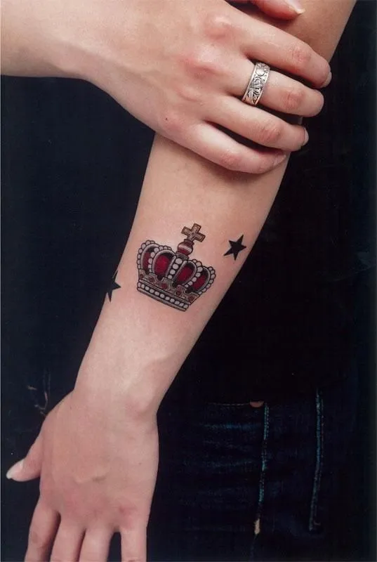 Imagenes de tatuajes de coronas para mujer - Imagui