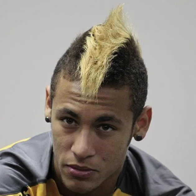 los-mejores-cortes-de-cabello-de-neymar-cresta-amarilla ...